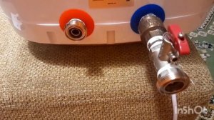 Распаковка — Накопительный водонагреватель Royal Clima RWH-