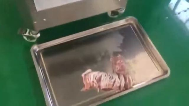 Слайсер, мясорезка LC QP 300 для нарезки слайсами охлажде? смотреть онлайн