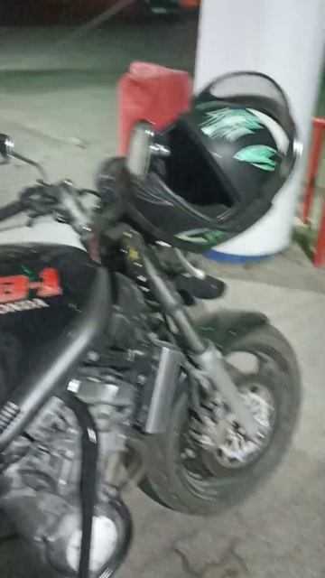 Обсох, до заправки ели хватило 🤯, #мото #automobile #друзья # смотреть онлайн