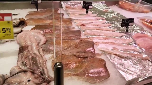 ЛАТВИЯ Люди Недовольны Почему? Сдала Бутылки Нашла Но смотреть онлайн