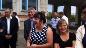 Гармонист отжигает на свадьбе (поет частушки)