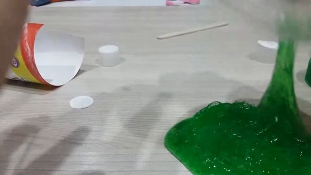 А конце камера вырубилась. Набор от " СлаймТайм" смотреть онлайн