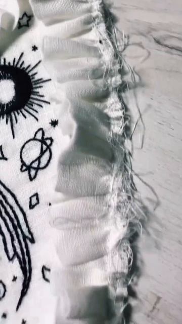 Выкройку воротничка можно скачать на Грассер.ру