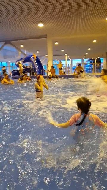 Аквапарк Окская Жемчужина. Рязань (3) смотреть онлайн