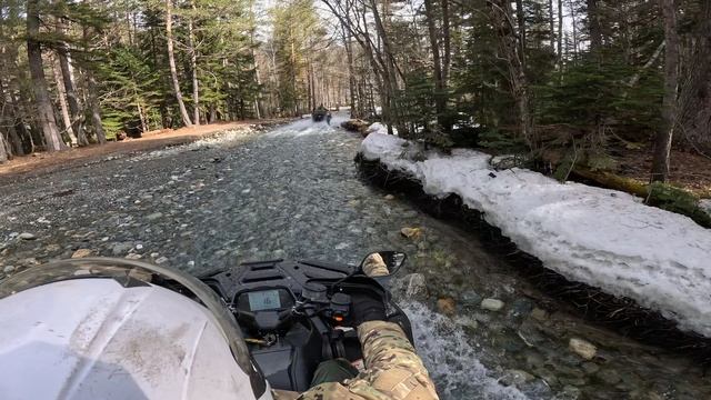 по горной реке в Архызе