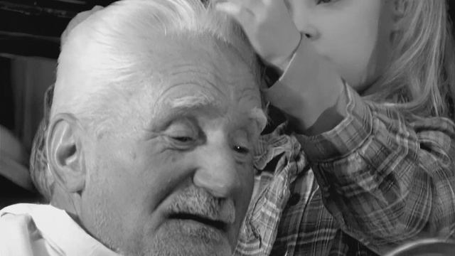 Hi-Fi - Глупые Люди (4K B&W 50fps) смотреть онлайн