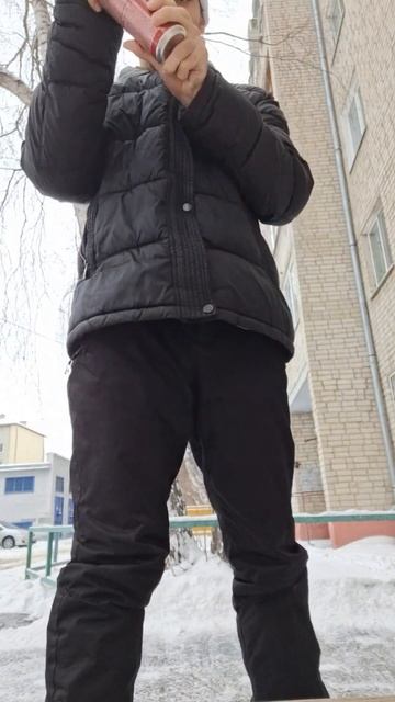 работаю на работе и чуть-чуть глотнул энергетиком мот? смотреть онлайн