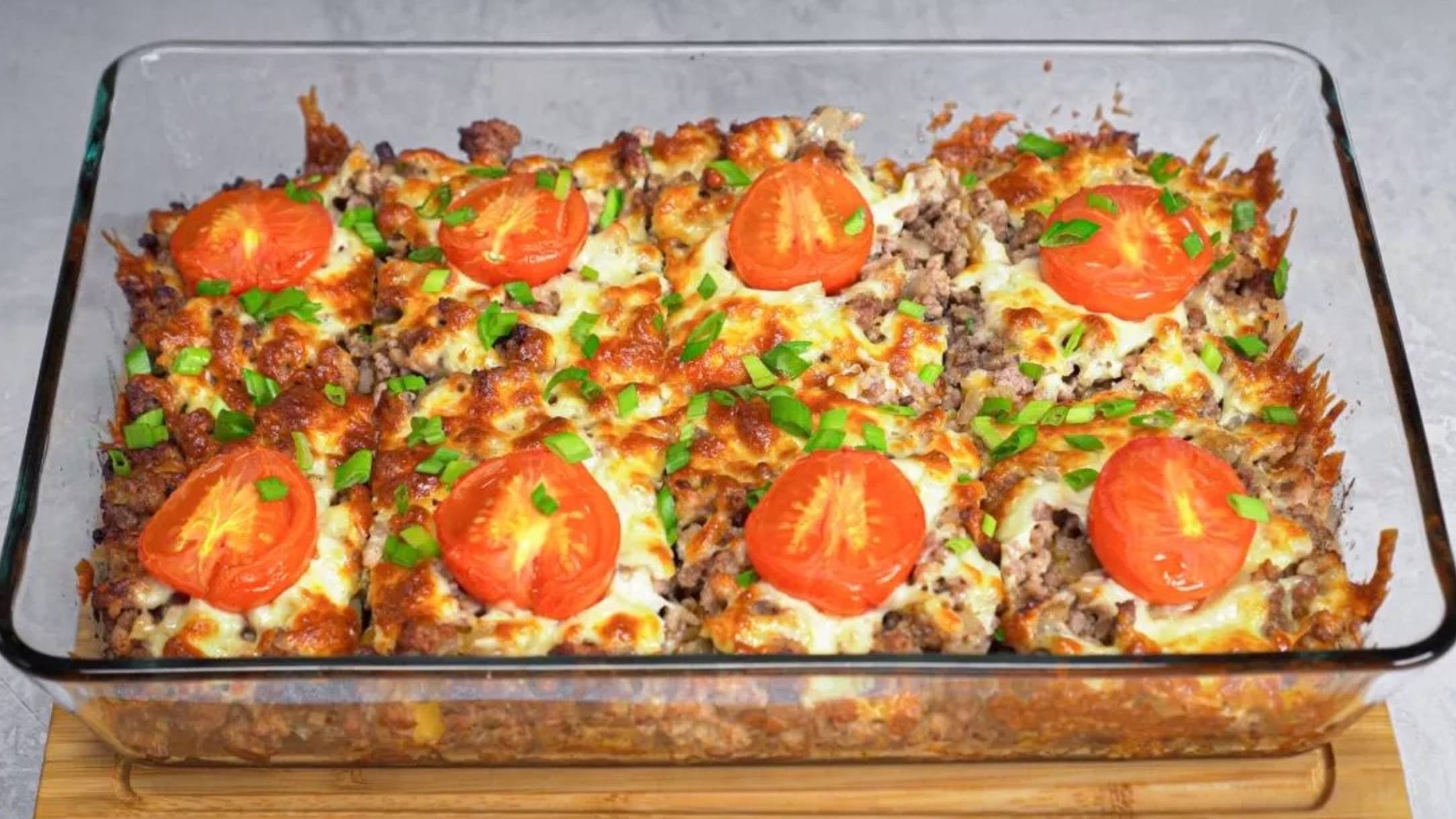 КАРТОФЕЛЬНАЯ ЗАПЕКАНКА С ФАРШЕМ. Вкусная и ароматная КАРТОШКА С ФАРШЕМ В ДУХОВКЕ. Простой рецепт. смотреть онлайн