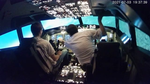 Полёт на авиатренажере Boeing 737-800 в Dream Aero Краснодар СБС