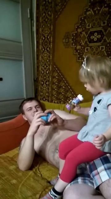 Пусть бегут неуклюже пешеходы по лужам))) смотреть онлайн