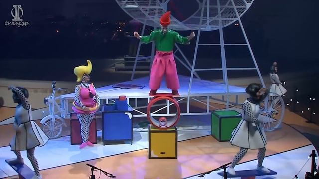 Аттракцион для Петрушки с оркестром