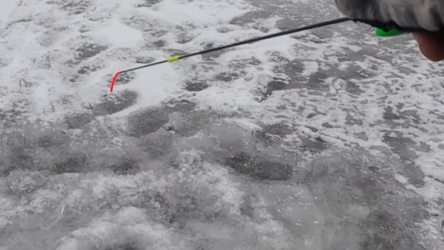 Зимние вертикальные блесны на окуня. Виды зимних блес? смотреть онлайн