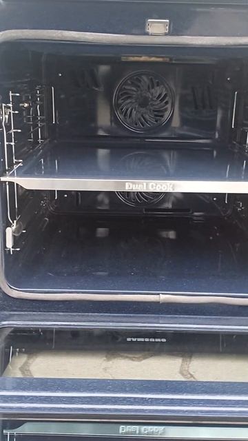 Вбудована духовка з піролізом Самсунг Samsung NV75N5622RT Dual Coo смотреть онлайн