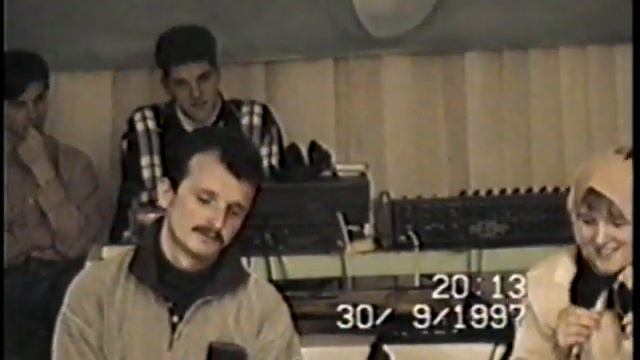 Молодёжка со студентами - 1997 смотреть онлайн