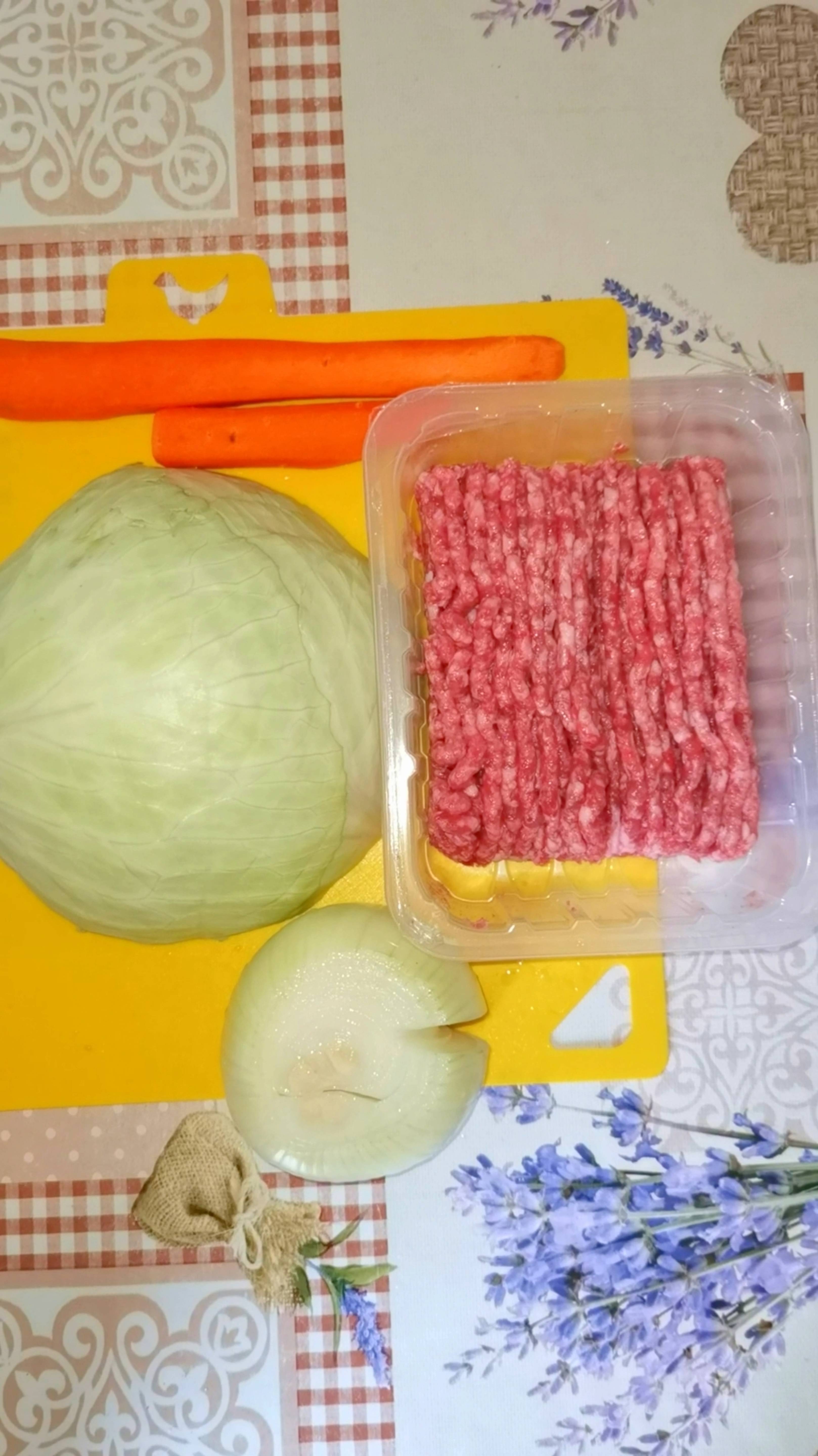 КАПУСТА С ФАРШЕМ