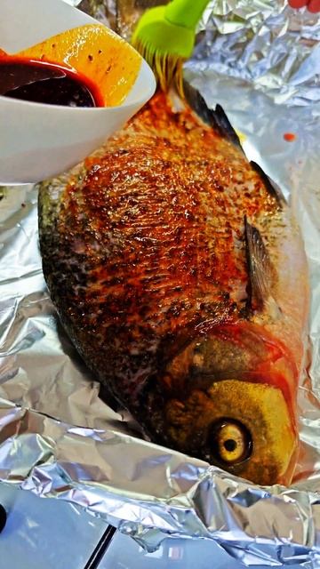 На ужин. Свежепойманый. #рыбалка #fishing #лещ #youtubeshorts #рек?