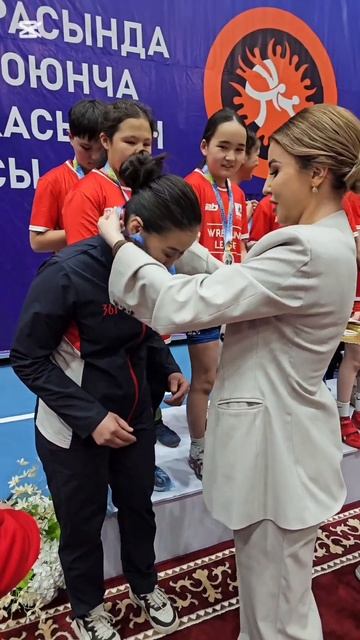 ЛИГА БОРЦОВ КЫРГЫЗСТАНА. НАГРАЖДЕНИЕ ДЕВОЧЕК U-14.
