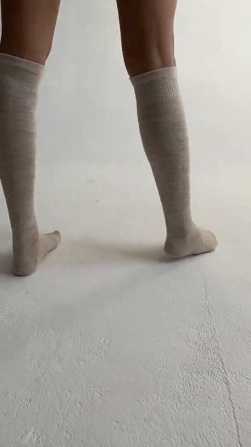 Гольфы бежевые смотреть онлайн