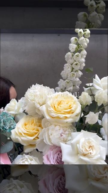 Букет "Жемчужина" из пионов, роз и гортензий смотреть онлайн