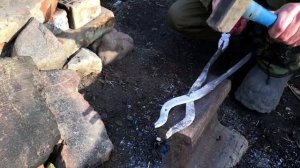Кузнечные щипцы кованные своими руками. Forge Tongs