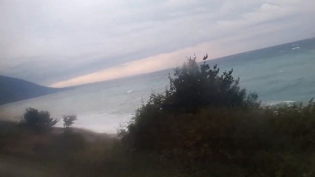 Чёрное море из окна поезда Москва - Сухум, Абхазия / The Bl смотреть онлайн