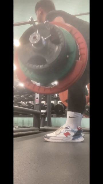 Тяга к поясу 110кг #тяга #поясница #тяга110кг смотреть онлайн