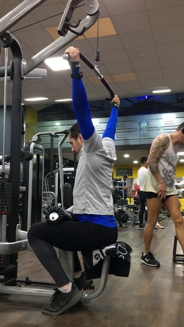 Руки-Плечи-Грудь МЦ8 Д2 Вертикальная тяга широким хват? смотреть онлайн