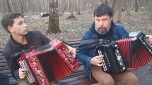 Измайловский пятачок, Гармонисты Павел Бузин и Илья Х?