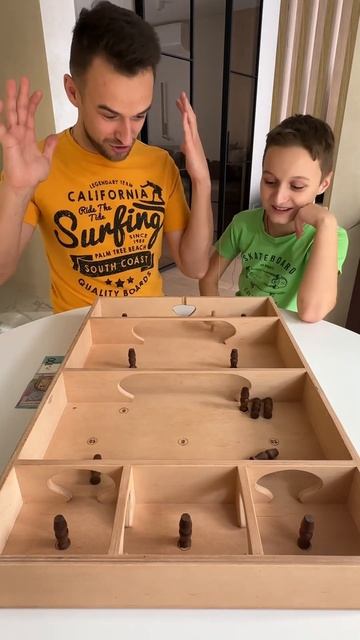 БОУЛИНГ С ВОЛЧКОМСпасибо производителю и вот артикул: смотреть онлайн