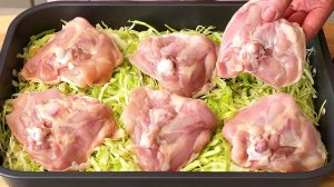 СОЧНЫЕ КУРИНЫЕ БЕДРА с капустой — пальчики оближешь! Простой УЖИН ЗА 30 МИНУТ!