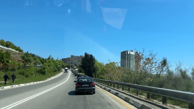 Ялта. Обводная (ЮБШ) от "Новой Ливадии" до развилки Рабочая/Халтурина ул. 06.05.25.Крым.Crimea.Yalta смотреть онлайн