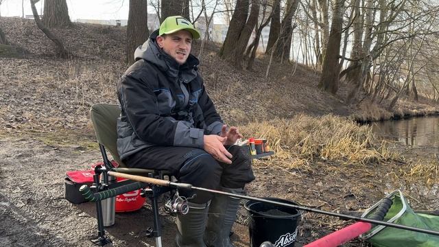 РЫБАЛКА НА ФИДЕР РАННЕЙ ВЕСНОЙ! Советы для начинающих смотреть онлайн