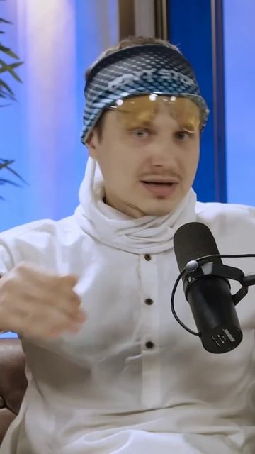 У тебя он есть прямо сейчас. Просто обнаружь его и прих смотреть онлайн