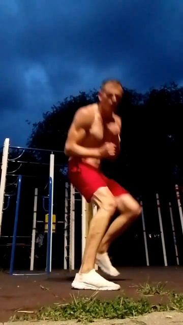 Бег 10 км. +кардио. Развиваемся. Растем. #тренировки #дис? смотреть онлайн