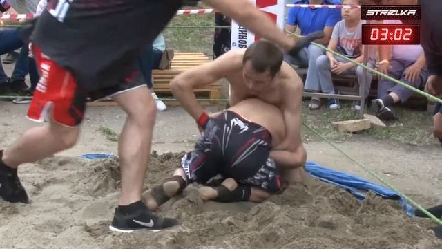 Борец против Уличного бойца !!! Стрелка Кавказ смотреть онлайн