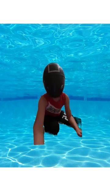 #бассейн #мем смотреть онлайн