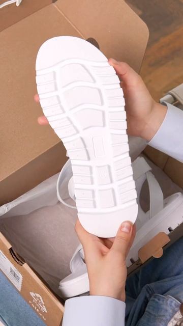 Последний месяц лета, а это значит, что ещё есть возмож смотреть онлайн