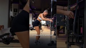 Как правильно делать «Разгибание бедра в кроссовере»(