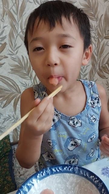 как правильно есть китайскими палочками смотреть онлайн