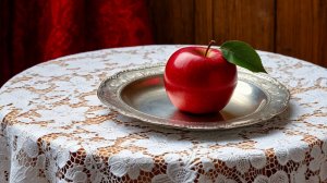 Cеребрянное блюдечко и наливное яблочко. Сказка