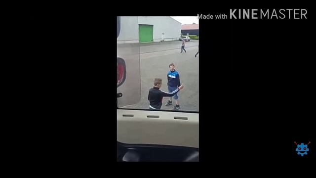 Смешные испуги людей и животных смотреть онлайн
