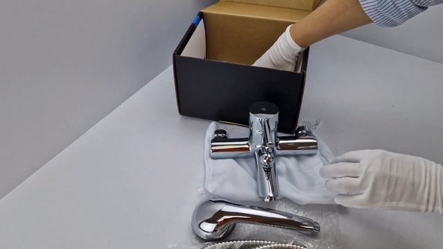 🔹 Смеситель для ванны SANTREK AQUA-518 серии MODERN – стиль и фу смотреть онлайн