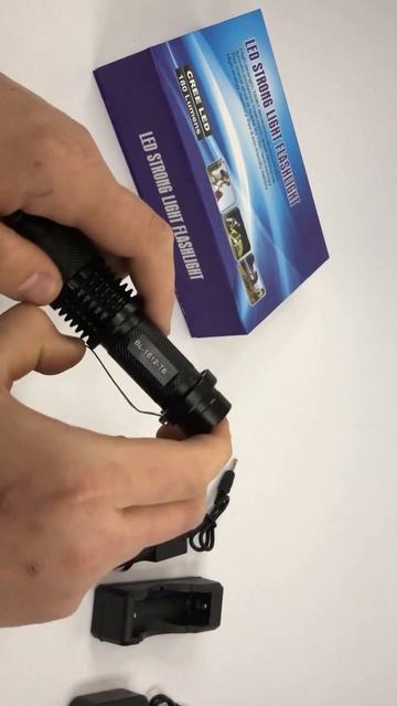Акумуляторний тактичний ліхтар Police BL 1812 T6 смотреть онлайн