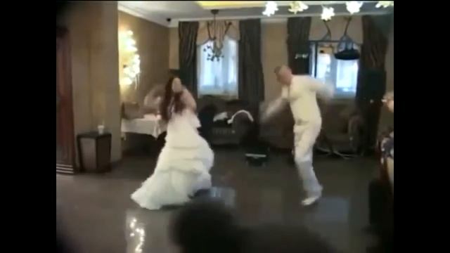Приколы на свадьбе - свадебные приколы смотреть онлайн