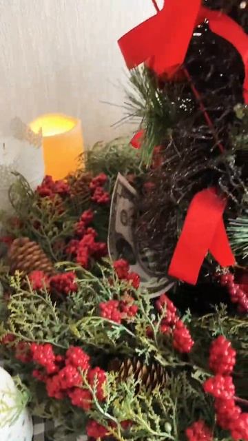 1 декабря традиция елочку украшать…. Где бы мы не нахо? смотреть онлайн