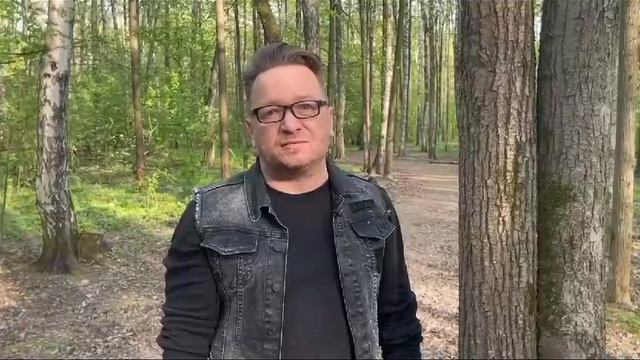 "Христос Воскрес" автор Константин Медведев, читает Владимир Глазунов смотреть онлайн