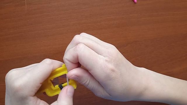 плетение паука из резинок