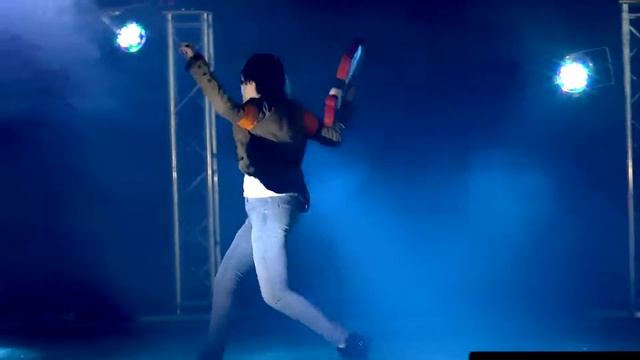 akihabara 10 014 Bizald - Вольтрон смотреть онлайн