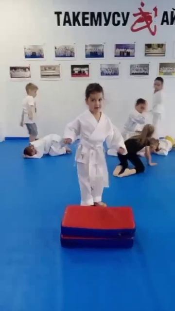 прыжки #айкидо #дети #игра #краснодар #развитиедетей #с? смотреть онлайн