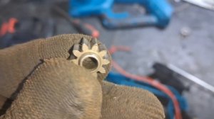 Аккумуляторная пила Китай 21В задымила - заводской кос?